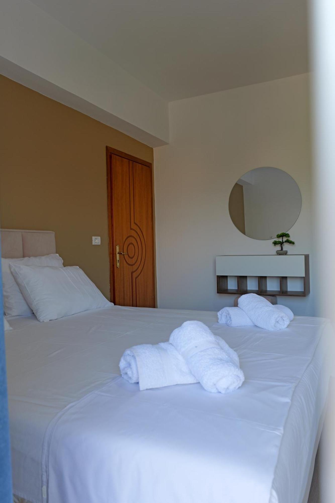 Hotel Holiday Sarandë